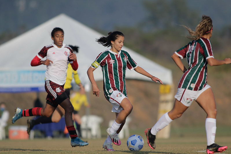 Sabrina Amorim se despede do Fluminense rumo ao Coninthians