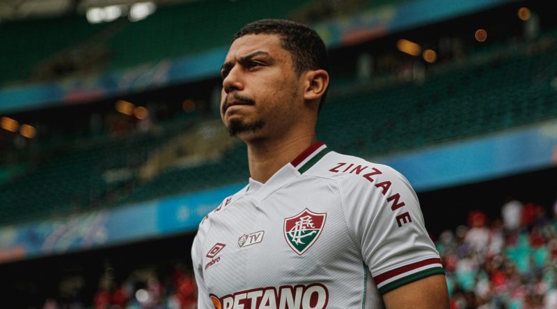 O volante André, cria da base do clube, é um dos destaques do Fluminense