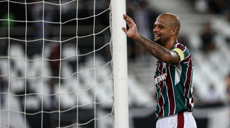 Felipe Melo em ação com a camisa Tricolor