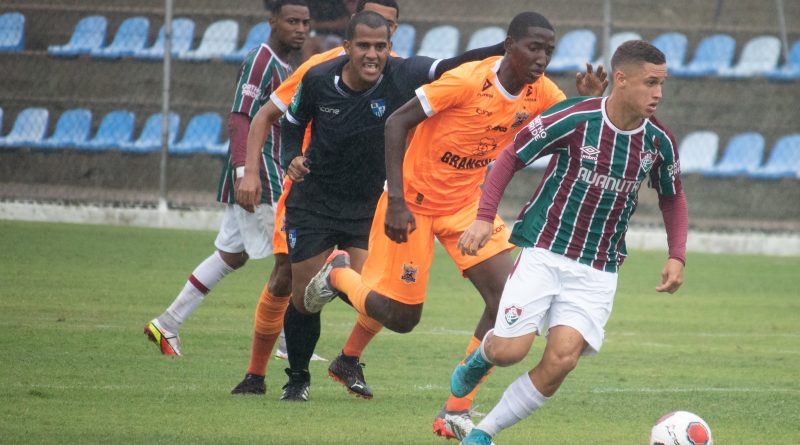 Sub-20 do Flu vence Nova Iguaçu