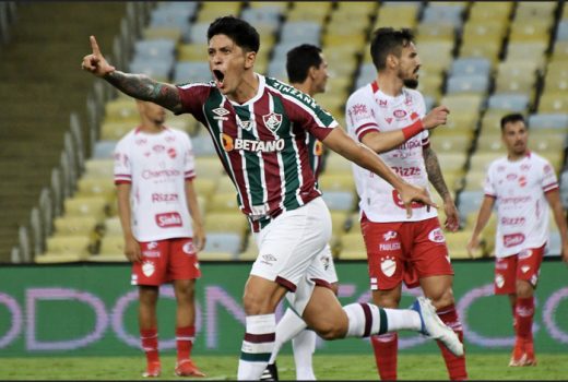 Germán Cano comemorando gol contra o Vila Nova-GO