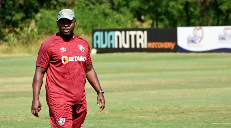 Marcão será o treinador do Flu contra o Coritiba