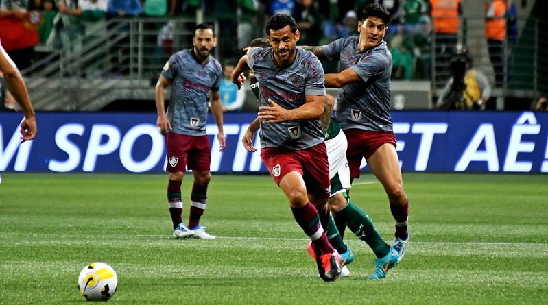 Fred em ação contra o Palmeiras