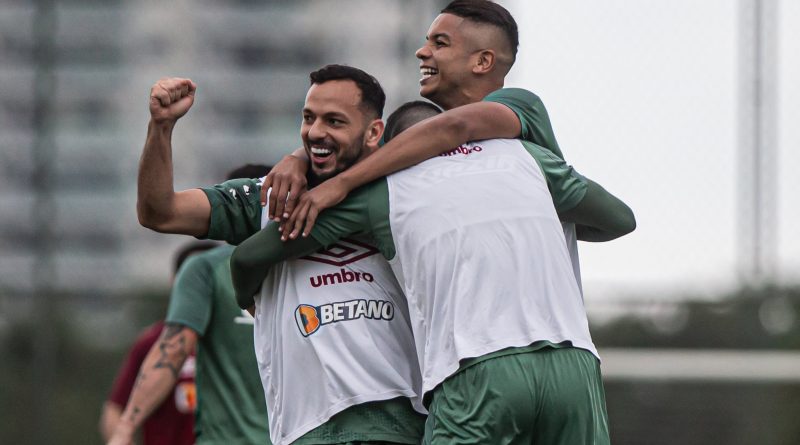 Yago Felipe vive a expectativa por ser titular mais uma vez pelo Flu