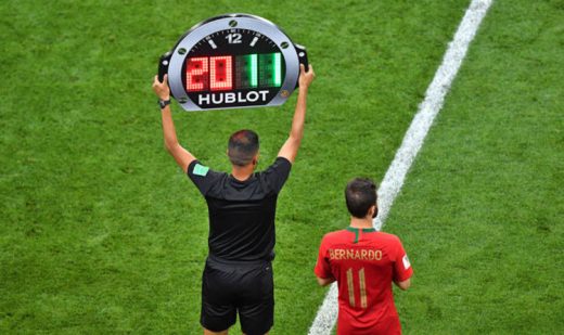 Substituições no Jogo de Futebol (Foto: FIFA)