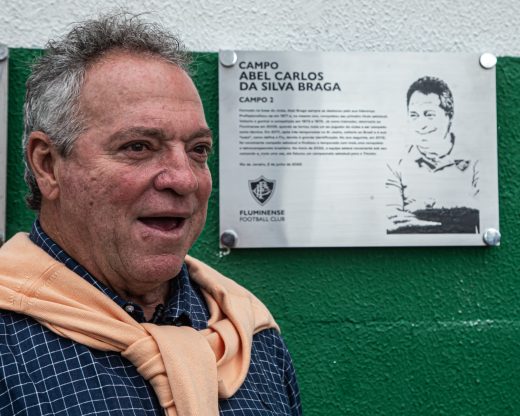 Abel Braga recebe homenagem no Fluminense