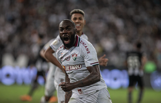 Manoel comemora o gol na vitória sobre o Botafogo - Foto: Fluminense FC