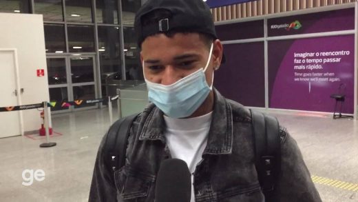 Marrony no desembarque no Galeão