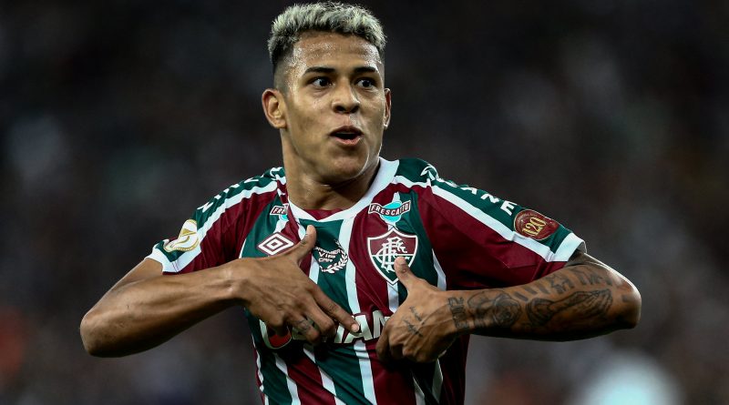 Matheus Martins vive bom momento no Fluminense