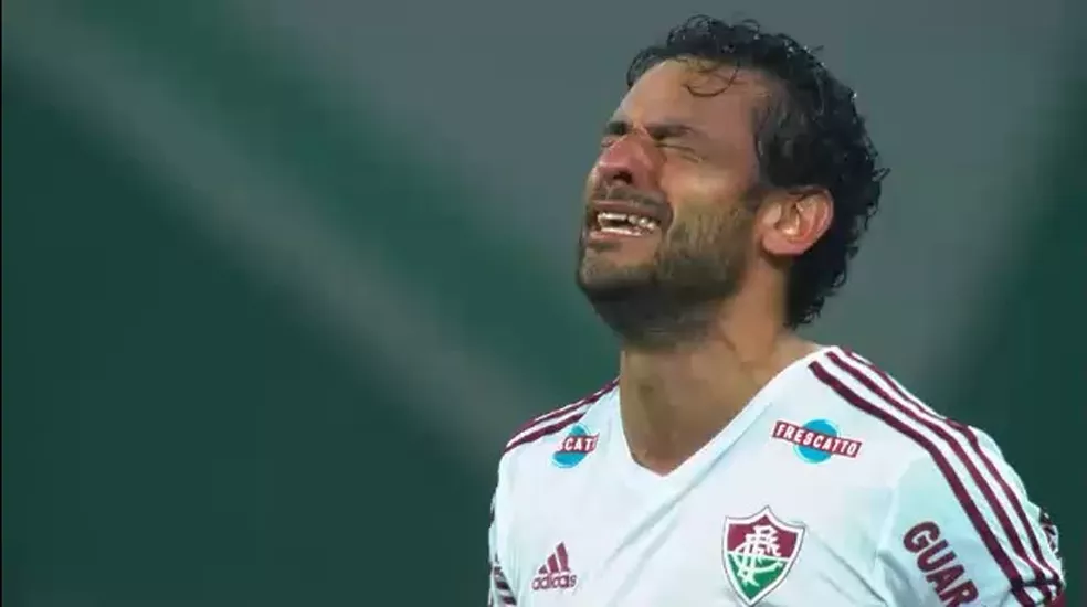 Fred chorando após o gol contra o Palmeiras