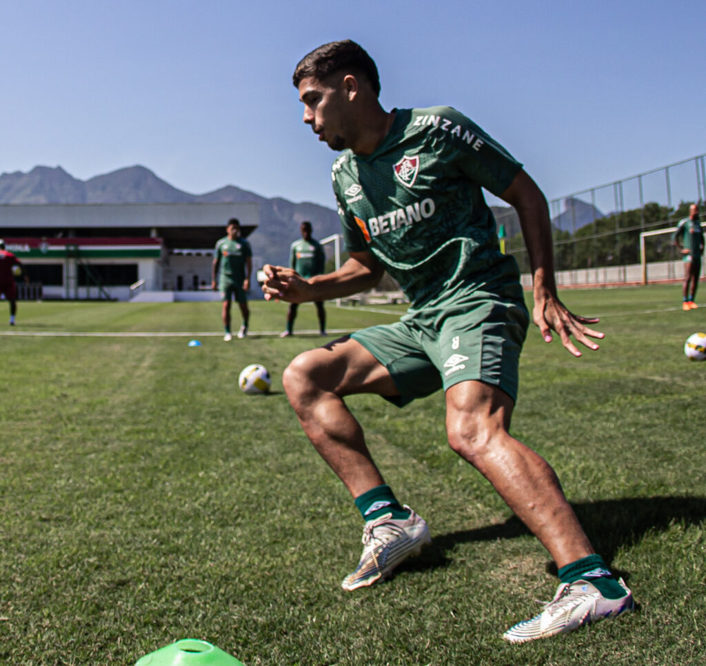 Nonato deve voltar na partida entre Fluminense e Fortaleza pela Copa do Brasil
