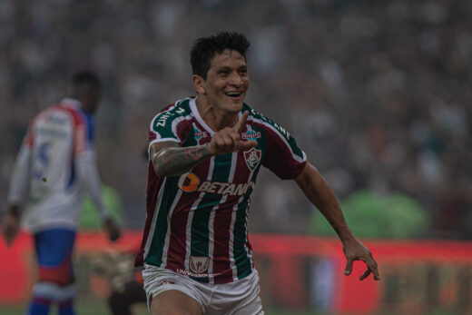 Cano marcou o gol que definiu a semifinal entre Fluminense e Corinthians 