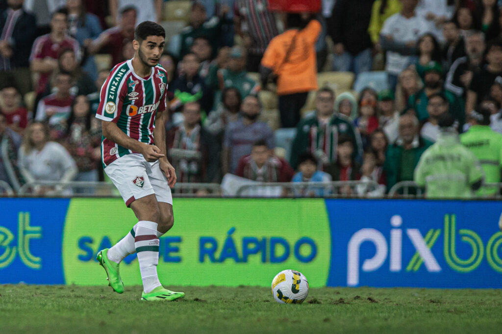Michel Araújo em campo pelo Fluminense