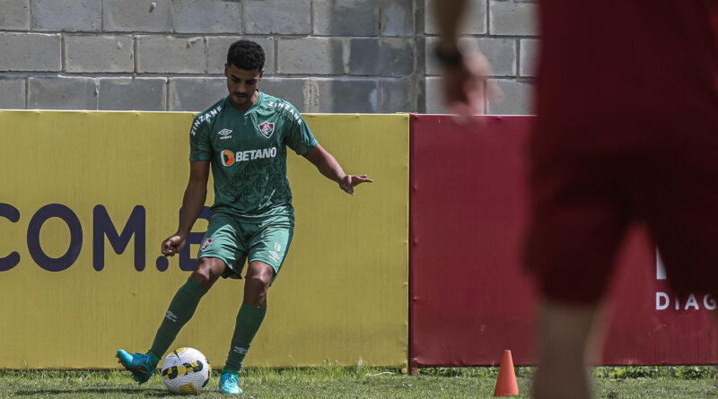 Alan em treino pelo Fluminense