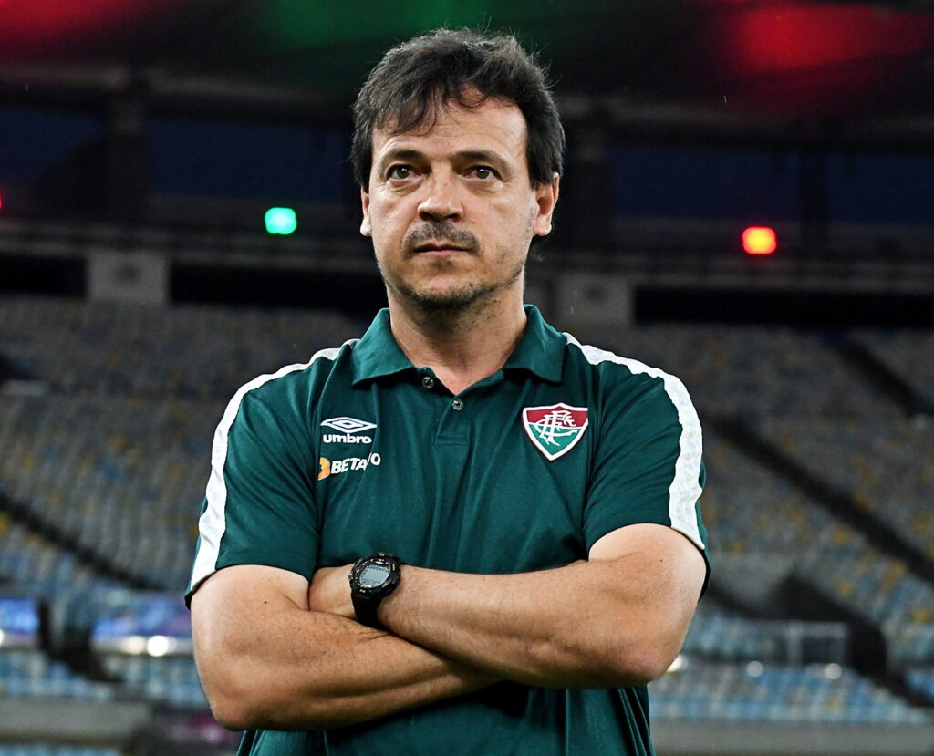 Fernando Diniz ainda não havia sofrido três derrotas consecutivas pelo Brasileirão nem na primeira passagem, em 2019