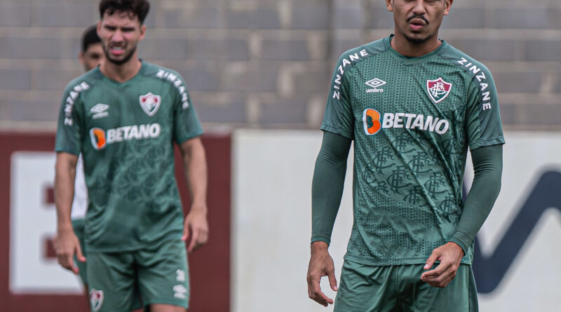 André e Martinelli devem jogar juntos mais uma vez no Corinthians e Fluminense pelo Brasileirão