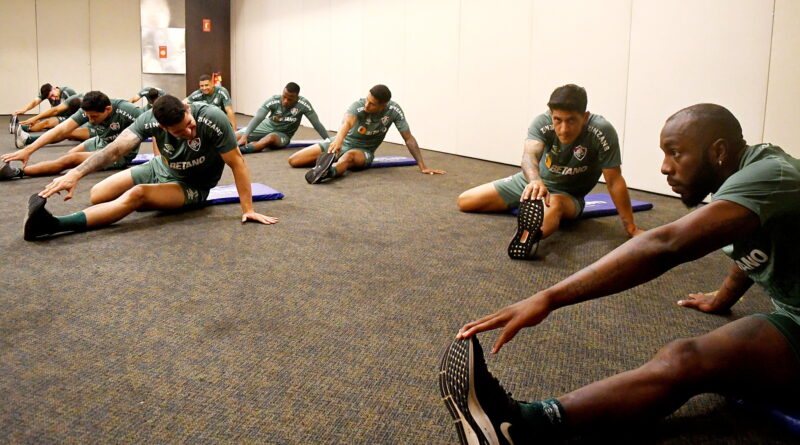 Fluminense fazendo um trabalho no hotel antes da partida contra o Ceará pelo Brasileirão