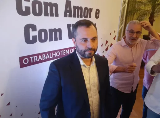 Mário Bittencourt em lançamento de sua campanha oficial