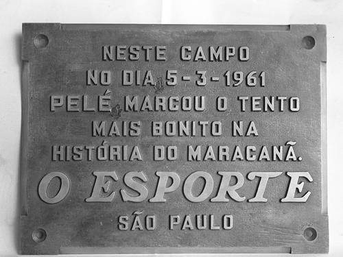 Placa de Pelé no Maracanã