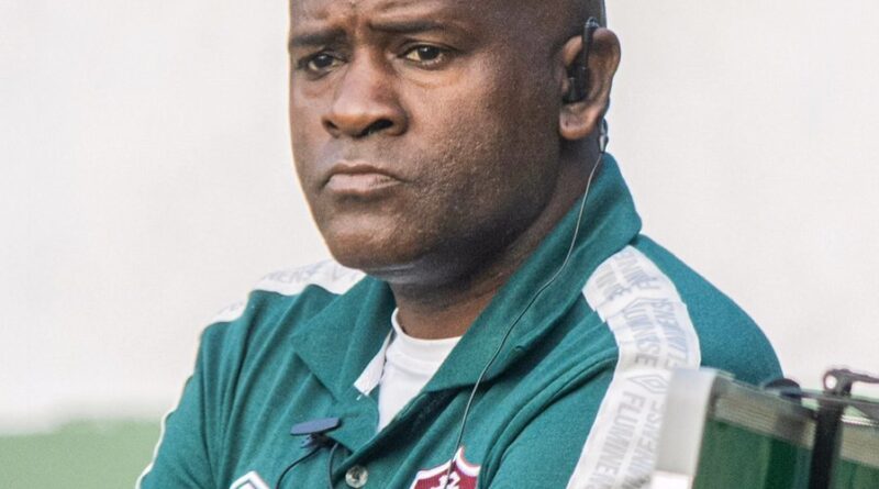 Paulo Cesar é o novo treinador da base feminina do Fluminense