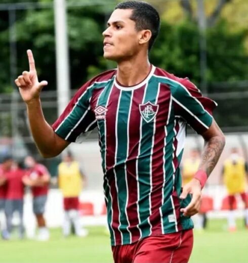 Luan Brito estenderá contrato com o Fluminense para ser emprestado ao Porto 