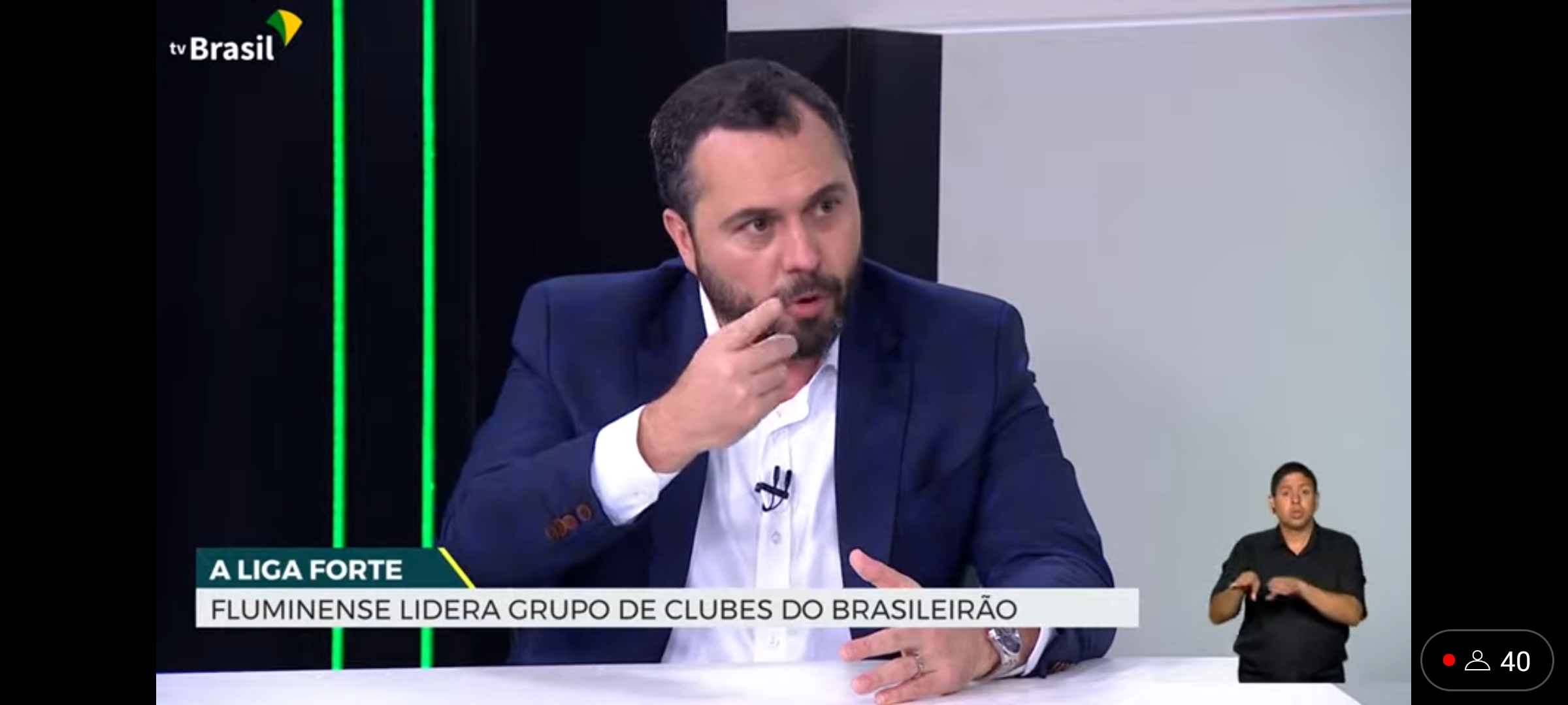Mário Bittencourt falando sobre a divisão de receitas no futebol brasileiro durante o programa "Mundo da Bola" 