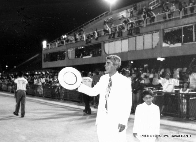 Ivan Martins em desfile pela Acadêmicos da Rocinha