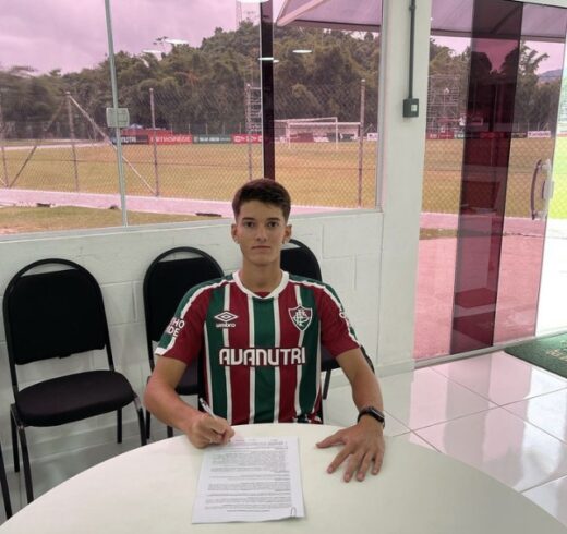 Fluminense contrata Renan Mudolon para a base