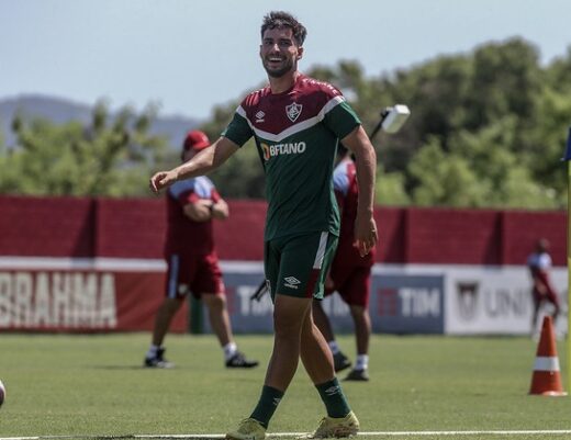 Martinelli se mostra confiante para final, mas alerta que time deve ter atenção: “Clássico é decidido nos mínimos detalhes”