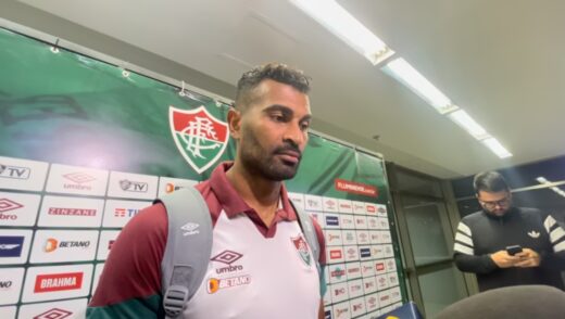 Thiago Santos fala de seu primeiro jogo como titular e da parte física para o FlaxFlu: “O que cansa é a derrota”