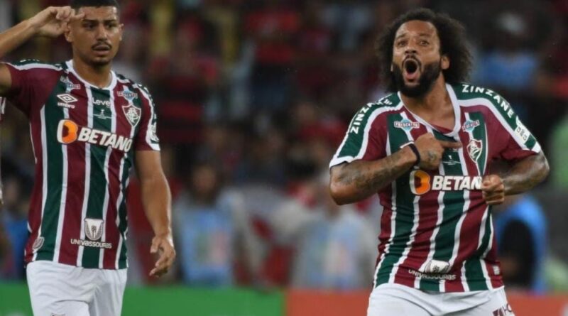 Marcelo marca golaço em Fluminense 4 x 1 Flamengo / Foto: Reprodução Jovem Pan