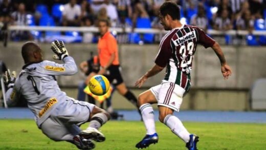 Rafael Sóbis marca o terceiro em Fluminense 4 x 1 Botafogo em 2012 / Foto: Fluminense FC