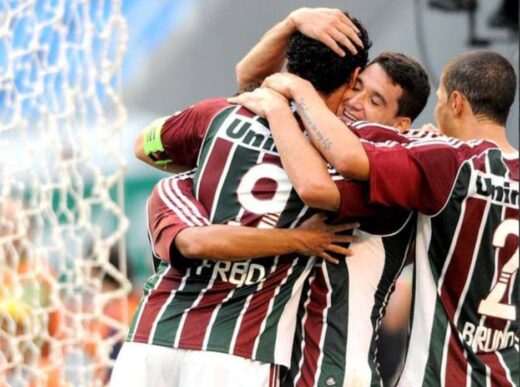 Time do Fluminense comemora primeiro gol em Fluminense 4 x 1 Botafogo na final do Carioca de 2012 / Foto: Reprodução Globo Esporte