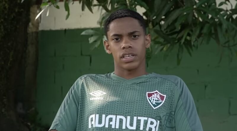 Atacante do Sub-17, Matheus Reis fala que o Fluminense é uma família e sobre objetivos na carreira: “Ser campeão da Libertadores”