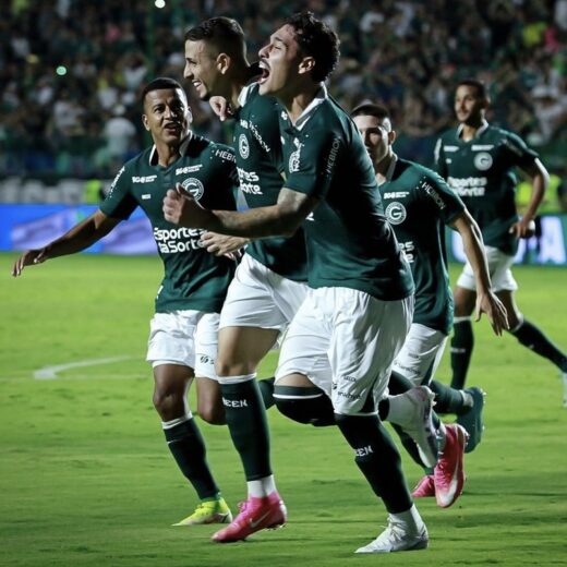 De olho neles: Pior ataque e Z-4, como chega o Goiás para enfrentar o Fluminense 