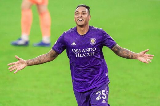Fluminense conversa com Orlando City para contratar o zagueiro Antônio Carlos