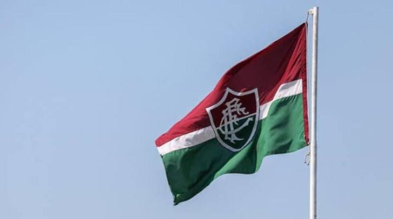 Bandeira do Fluminense no CT Carlos Castilho / Foto: Lucas Merçon