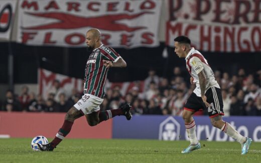 Conmebol multa Fluminense, Diniz e Felipe Melo por infrações no jogo contra o River Plate 