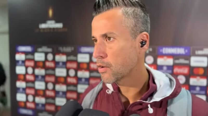 Fábio na zona Mista pós Fluminense 0 x 2 River Plate / Foto: Reprodução Raiz Tricolor