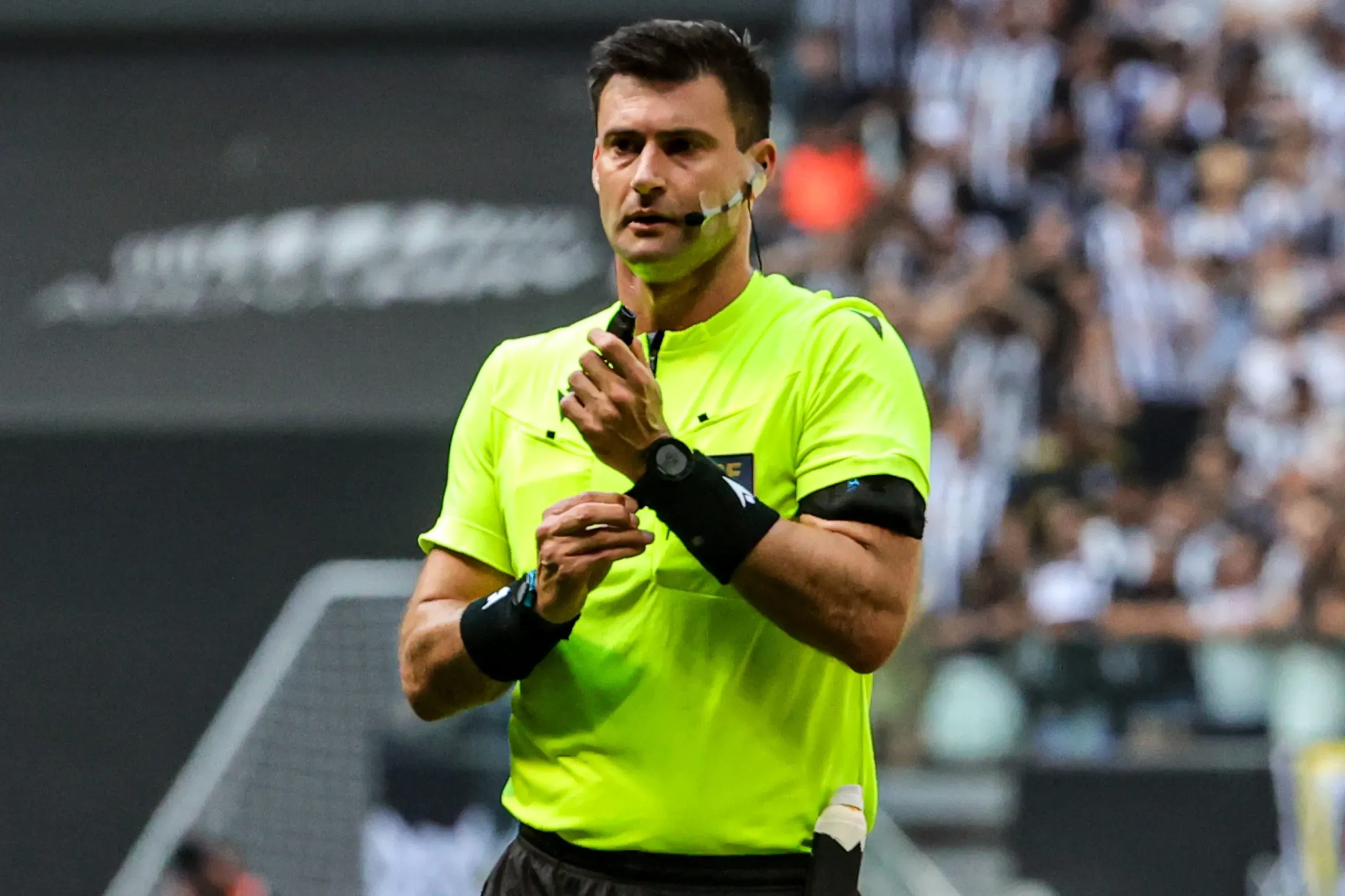 Jonathan Benkenstein está escalado para apitar a partida entre Fluminense e  Aparecidense, pela Copa do Brasil • Saudações Tricolores