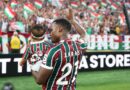 Jhon Arias relembra passagem pelo Flu e destaca o carinho que sente pelo clube: “Nossa filha é carioca e torcedora do Fluminense”