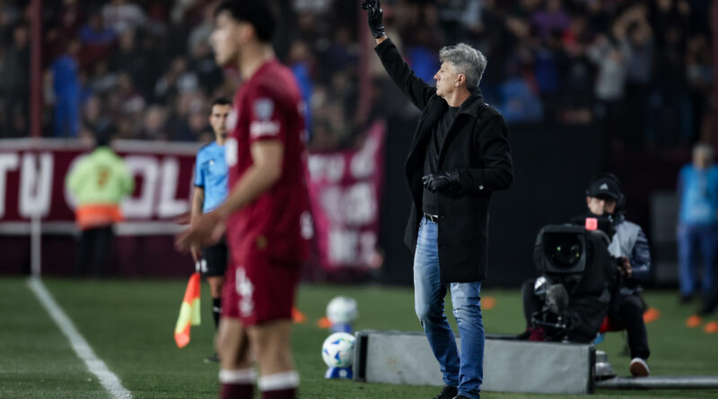 Renato repete erros e Fluminense sofre derrota para o Lanús; entenda o momento