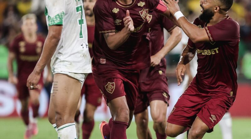 Thiago Silva decide, e Fluminense vence o Juventude com gol no último lance