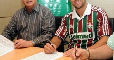Estrelas, conquistas e o icônico boné da Unimed: o legado de Celso Barros no Fluminense
