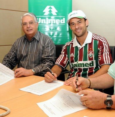 Estrelas, conquistas e o icônico boné da Unimed: o legado de Celso Barros no Fluminense