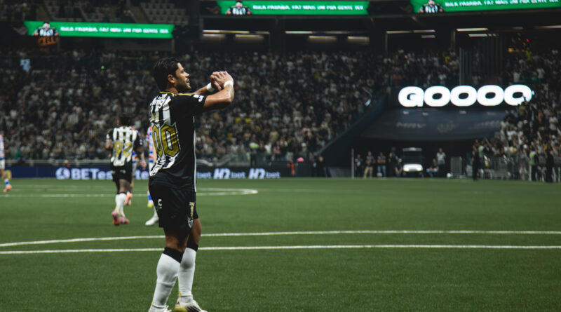 Proposta do Fluminense por Hulk prevê vínculo de duas temporadas