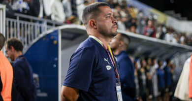 Técnico do Flu na Copinha, Felipe Canavan exalta vitória e destaca a importância de “progredir dentro da competição e ir somando pontos” Técnico do Flu na Copinha, Felipe Canavan exalta vitória e destaca a importância de “progredir dentro da competição e ir somando pontos”
