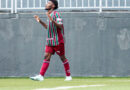 Autor do gol da vitória do Flu sobre o Brasiliense na Copinha, Palacios comenta que espera “ser exemplo para os que estão chegando”