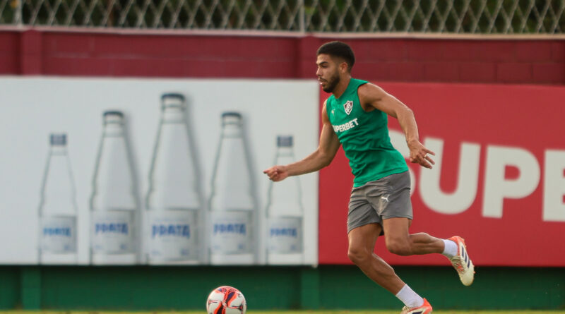 Nonato é cortado do jogo contra o Maricá por lesão na coxa direita