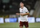 Com gol de Serna, Fluminense vence o Vasco e depende de um empate para avançar à final do Carioca